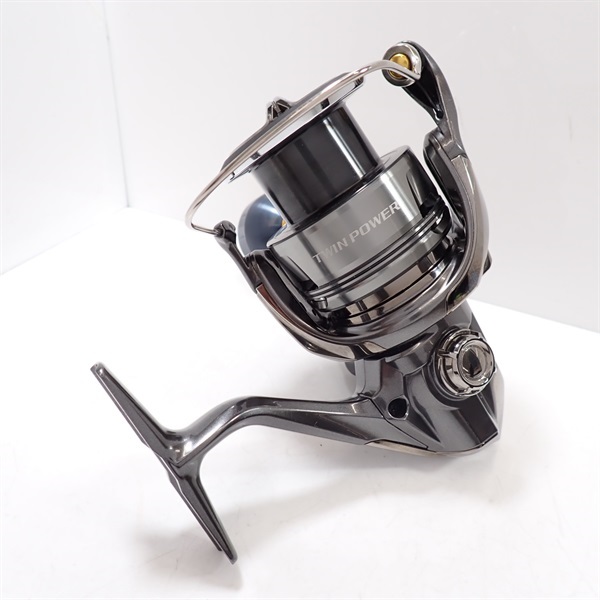 ２４ツインパワーＣ５０００ＸＧ